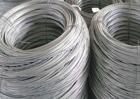 和庆丝网厂热镀锌钢丝原料，直径 3.8-4.0mm 球场围网网丝